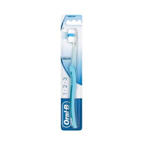 Oral-B Toothbrush Medium
